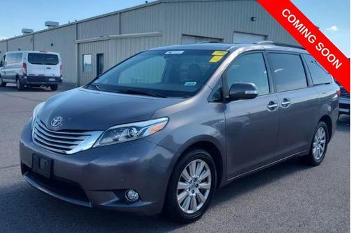 Predawn Gray Mica 2017 Toyota Sienna XLE