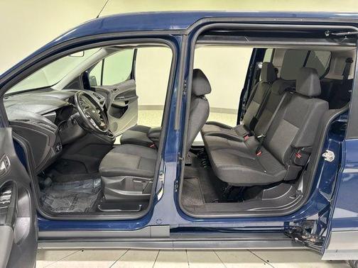 Dark Blue 2018 Ford Transit Connect XL w/Rear Liftgate