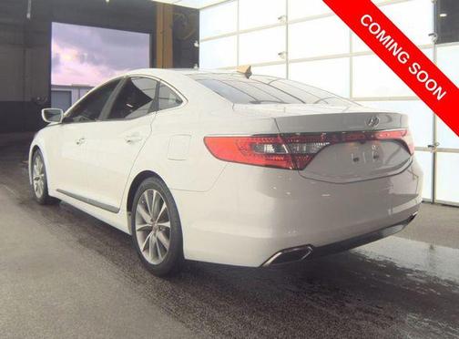 2017 Hyundai Azera Base