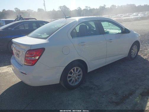 Summit White 2020 Chevrolet Sonic FWD Sedan LT