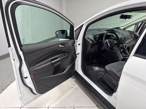 Oxford White 2016 Ford C-Max Hybrid SE