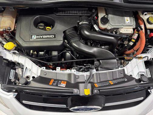 Oxford White 2016 Ford C-Max Hybrid SE