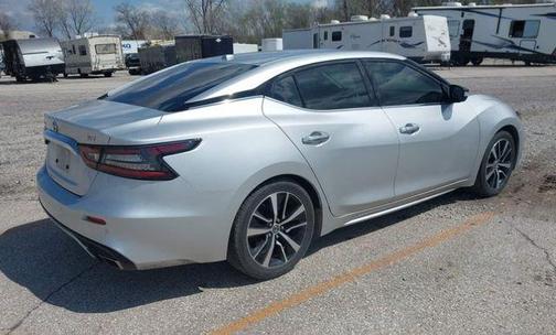Brilliant Silver Metallic 2022 Nissan Maxima SV Xtronic CVT