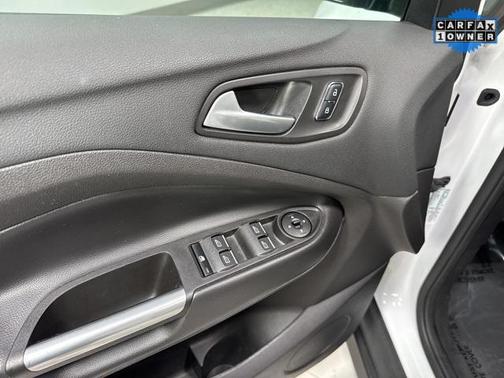 2016 Ford C-Max Hybrid SE