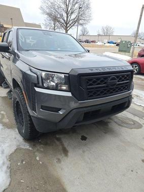 2022 Nissan Frontier S