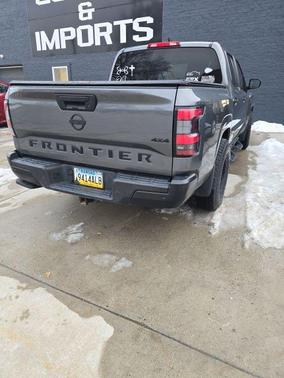 2022 Nissan Frontier S