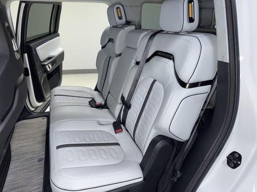 2024 Rivian R1S Adventure Quad Motor Large Pack