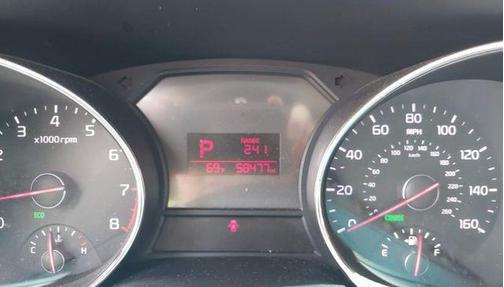 Silky Silver 2018 Kia Sedona L