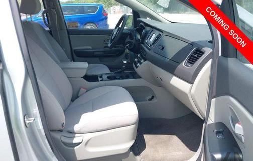 Silky Silver 2018 Kia Sedona L