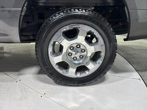 Magnetic 2017 Ford F-150 XL