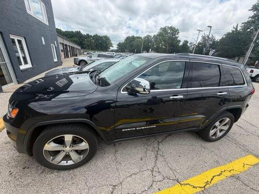 Brilliant Black Crystal Pearlcoat 2016 Jeep Grand Cherokee Limited