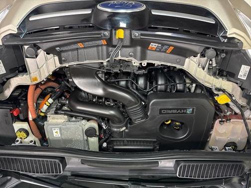 2017 Ford C-Max Hybrid SE