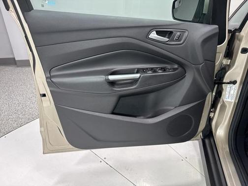 2017 Ford C-Max Hybrid SE