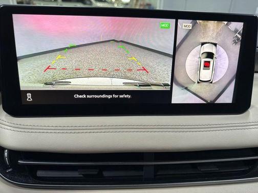 Majestic White 2023 INFINITI QX60 Luxe