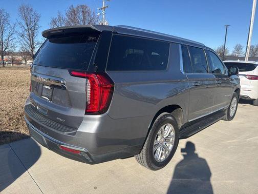 2021 GMC Yukon XL SLT