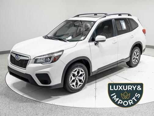 Crystal White Pearl 2019 Subaru Forester Premium