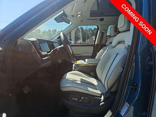 2022 Rivian R1T Adventure