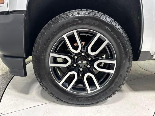 Silver Ice Metallic 2018 Chevrolet Silverado 1500 WT