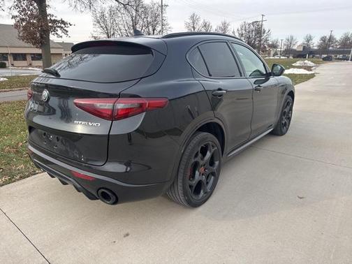 2022 Alfa Romeo Stelvio Ti
