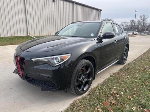2022 Alfa Romeo Stelvio Ti
