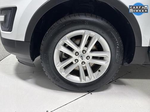 2017 Ford Explorer Base