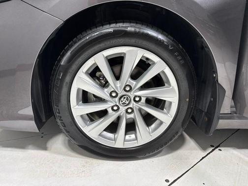Predawn Gray Mica 2023 Toyota Camry SE