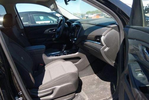 Mosaic Black Metallic 2020 Chevrolet Traverse LS