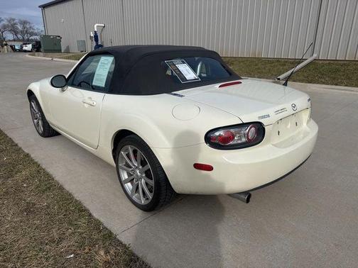 2006 Mazda MX-5 Miata Sport