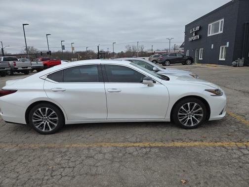 2020 Lexus ES 350 Base