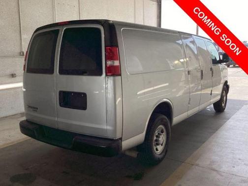 Silver Ice Metallic 2016 Chevrolet Express 3500 Work Van