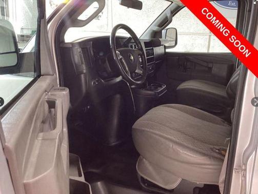 Silver Ice Metallic 2016 Chevrolet Express 3500 Work Van