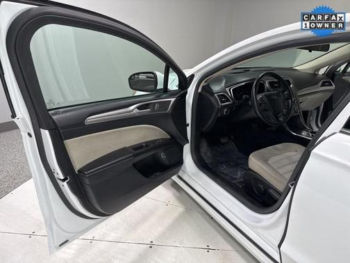 2017 Ford Fusion Hybrid S