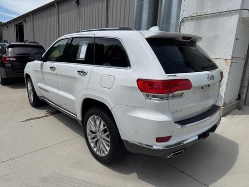 2017 Jeep Grand Cherokee Summit