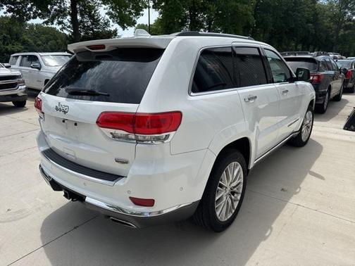 2017 Jeep Grand Cherokee Summit