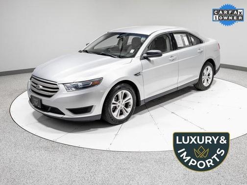 2017 Ford Taurus SE