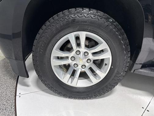 2017 Chevrolet Suburban LS