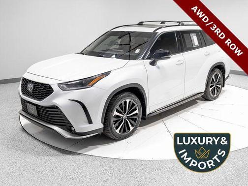 2022 Toyota Highlander XSE