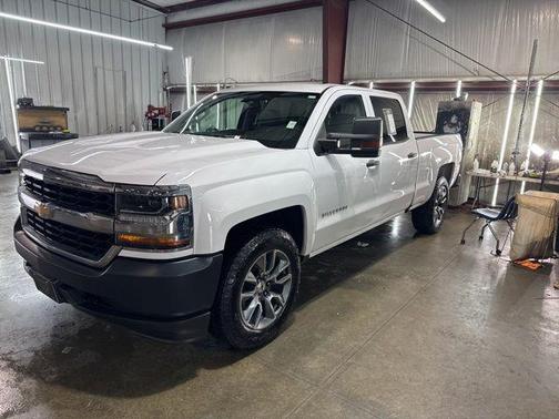 Summit White 2018 Chevrolet Silverado 1500 WT
