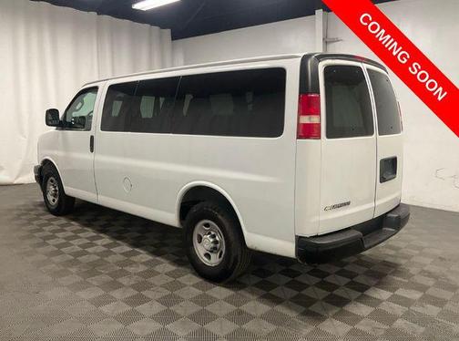 2017 Chevrolet Express 2500 LS
