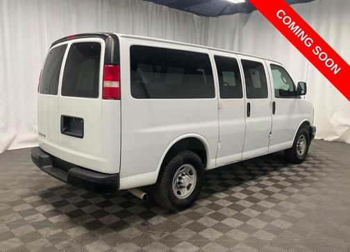2017 Chevrolet Express 2500 LS
