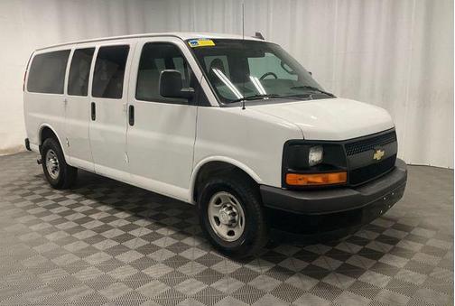 2017 Chevrolet Express 2500 LS