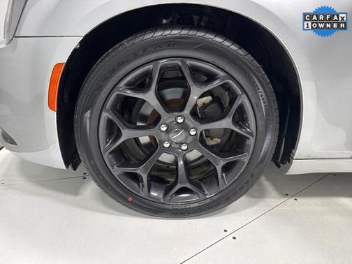 2020 Chrysler 300 S