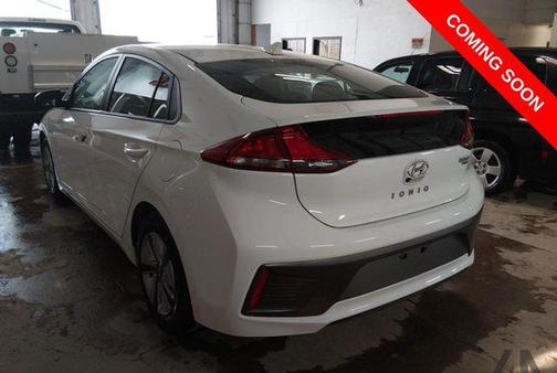 2020 Hyundai IONIQ Hybrid Blue