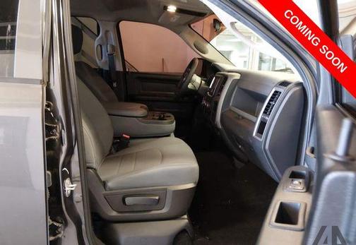 Granite Crystal Metallic Clearcoat 2018 RAM 1500 Tradesman