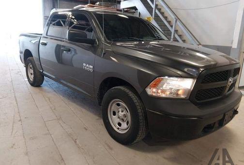 Granite Crystal Metallic Clearcoat 2018 RAM 1500 Tradesman
