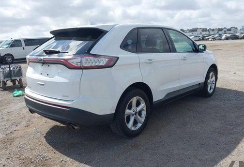 Oxford White 2018 Ford Edge SE