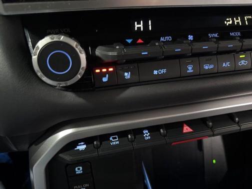 2024 Toyota Tundra Hybrid Platinum