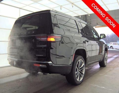 Diamond Black Crystal Pearlcoat 2024 Jeep Wagoneer Series III 4x4