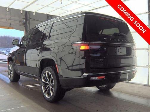 Diamond Black Crystal Pearlcoat 2024 Jeep Wagoneer Series III 4x4