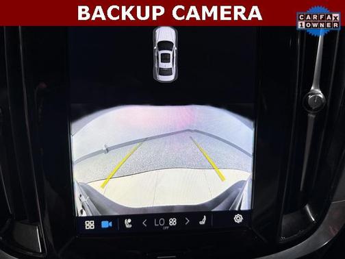 2024 Volvo S60 B5 Core Dark Theme